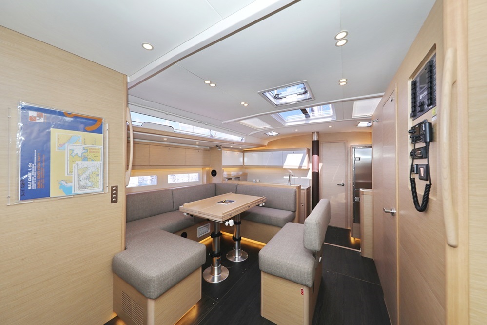 Dufour 530 - 6+1 cabins